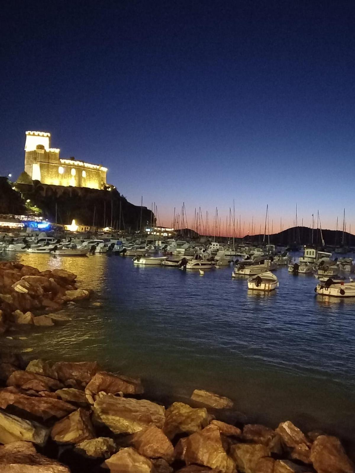 فيلا Casa A Lerici Nell'Antico Borgo المظهر الخارجي الصورة